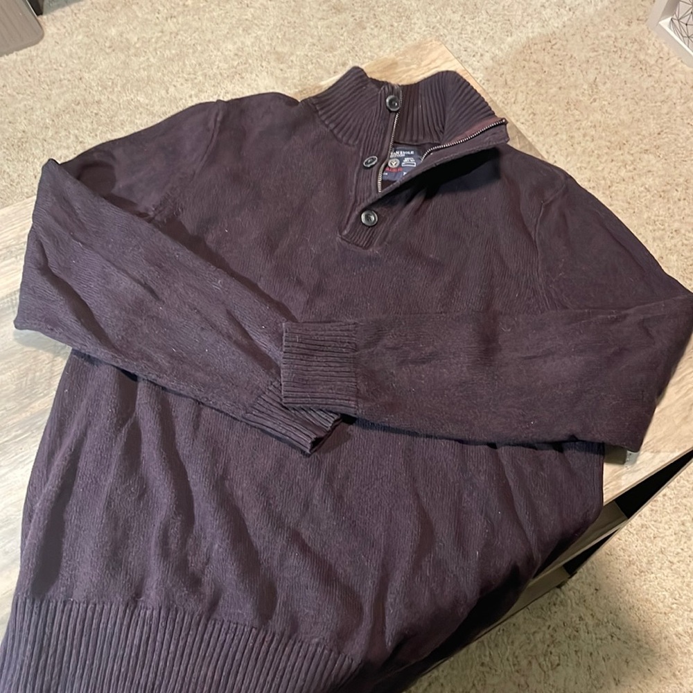American Eagle Men's Quarter Zip sweater